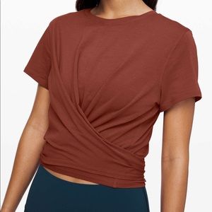 Lululemon “Time to Restore Short Sleeve”